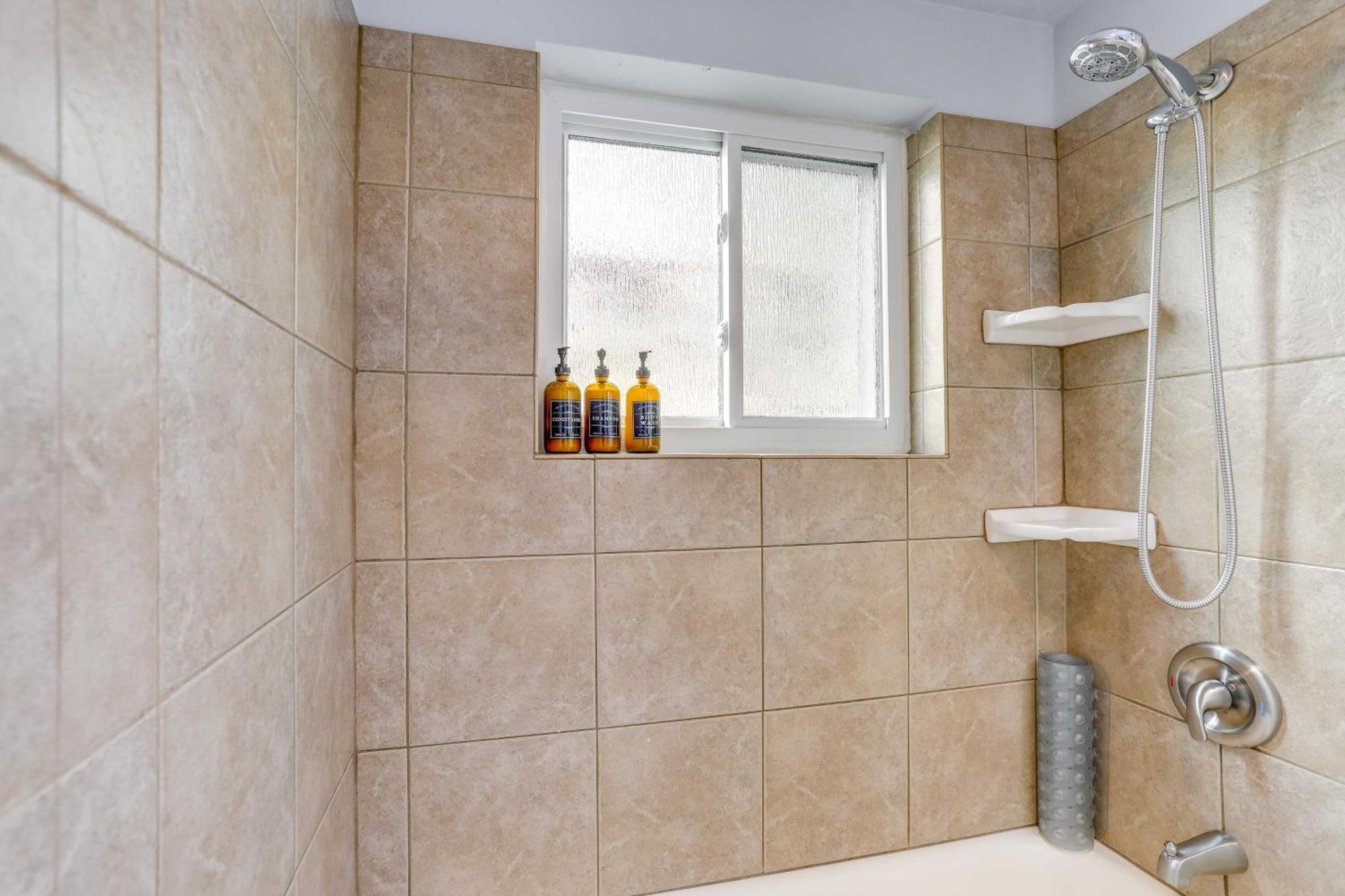 Seattle Garden Apt Walk To Water And Amenities! Εξωτερικό φωτογραφία